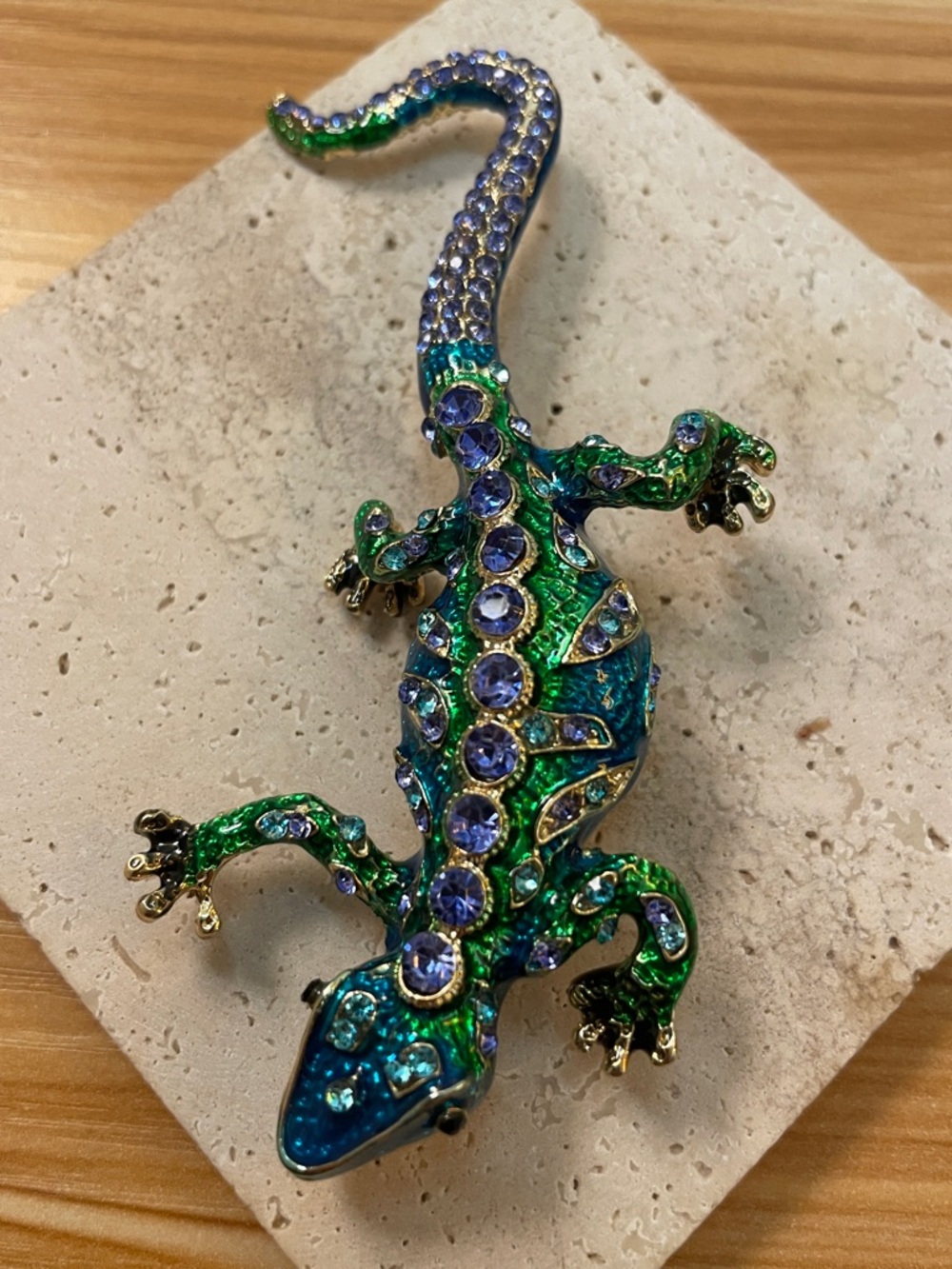 Green Blue Crystal Lizard Brooch Gold Tone Statement Pin Reptile Animal Parisian